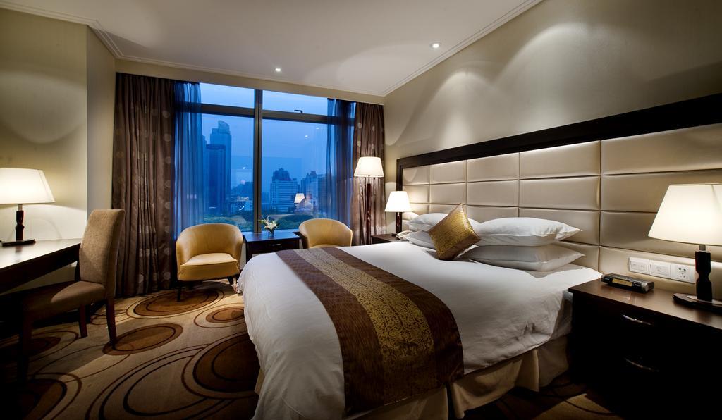 Xujiahui Park Hotel Shanghai Room photo